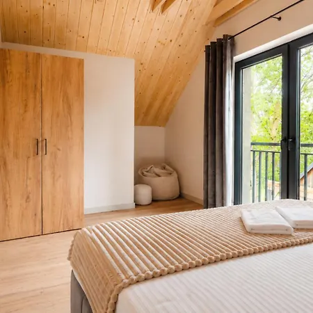 Vakantiehuis Senwood House Zubrzyca Dolna